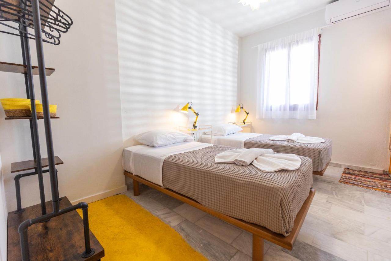 Mondrian Guest House Skiathos Town Exterior photo